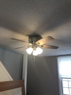 Hunter 52’ ceiling fan with 3 lights