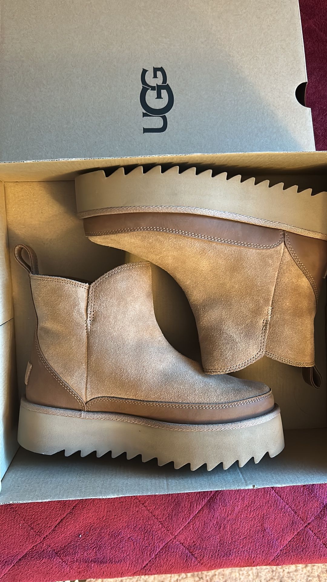Botas UGG Cafés Talla 6 