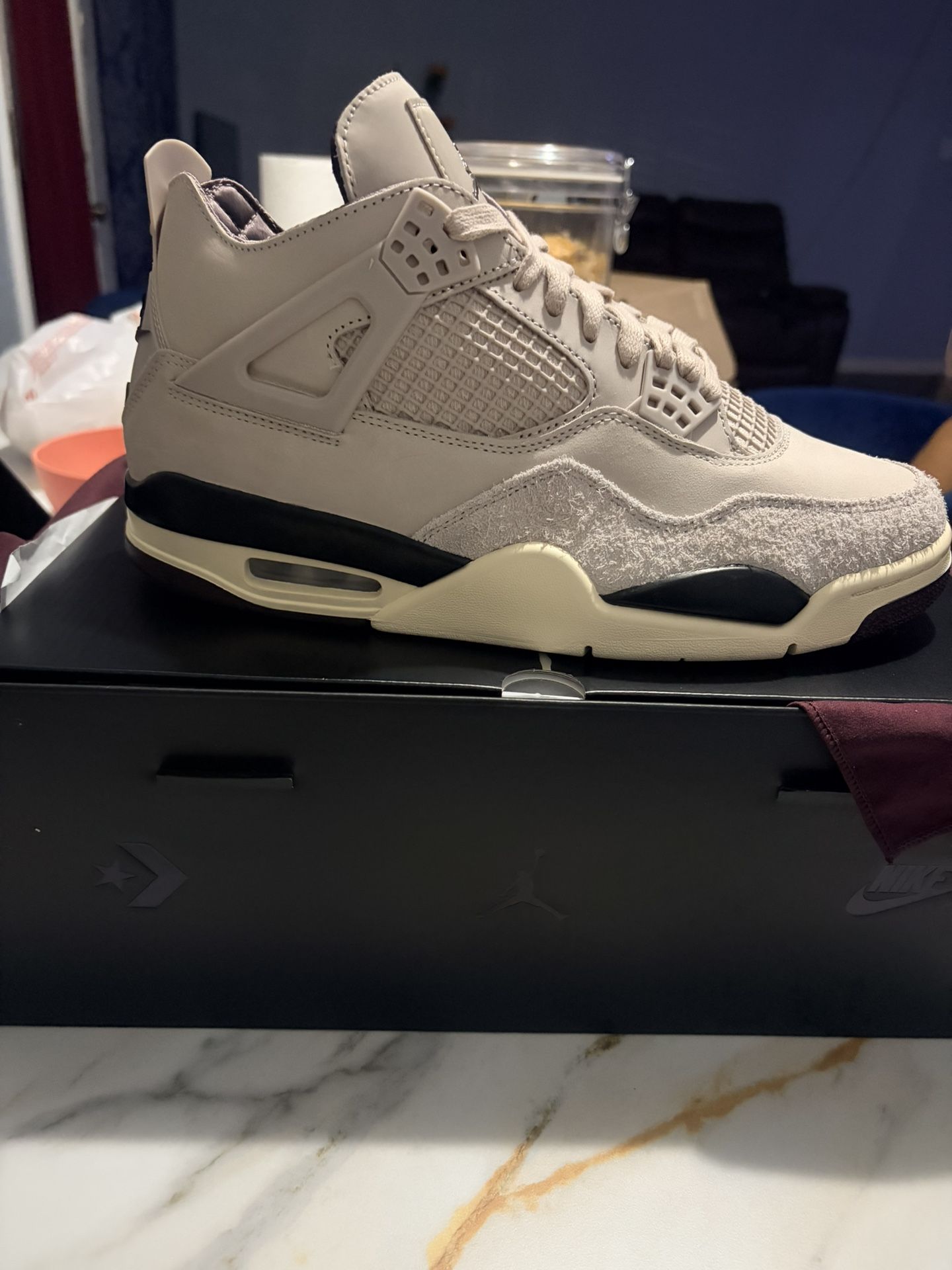 Jordan 4 A Ma Maniere