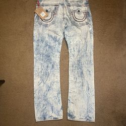 TRUE RELIGION JEANS