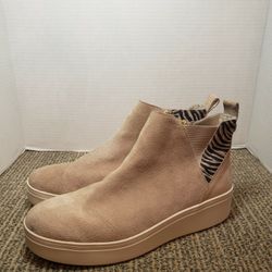 Tom's Brand Jamie Sand Suede Boots Size 9.5