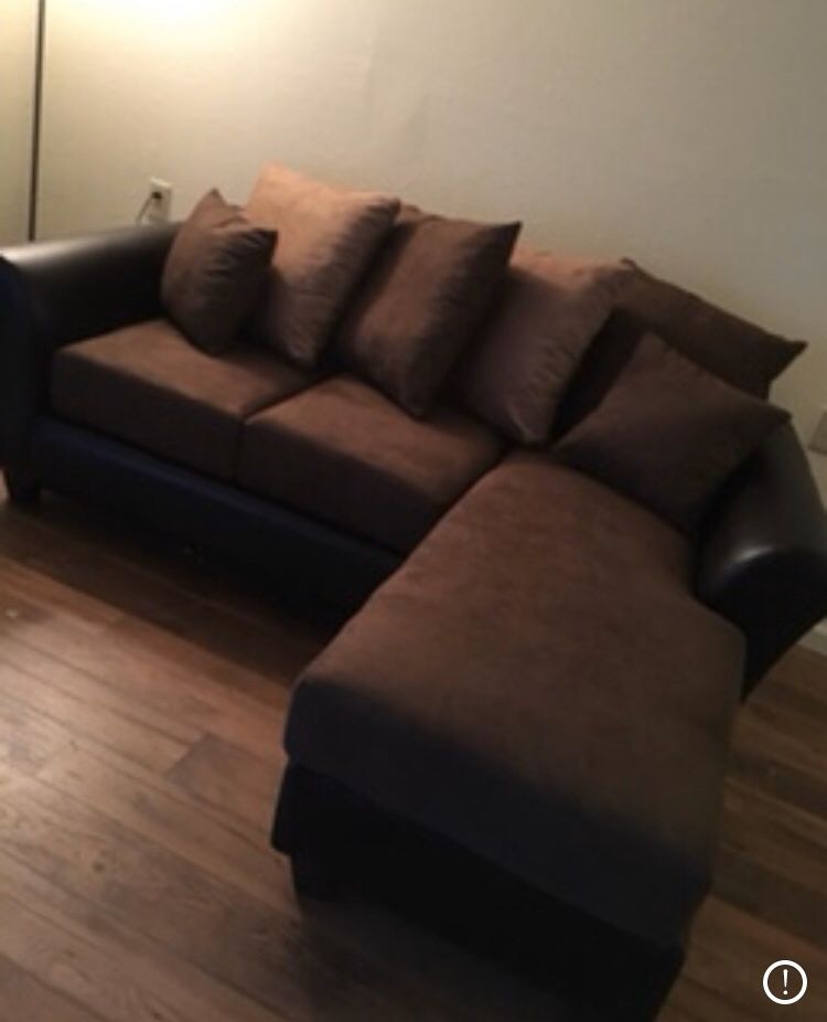 2 Piece Sectional Sofa (Pickup only)