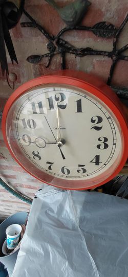 Sunbeam Round Wall Clock Red Frame