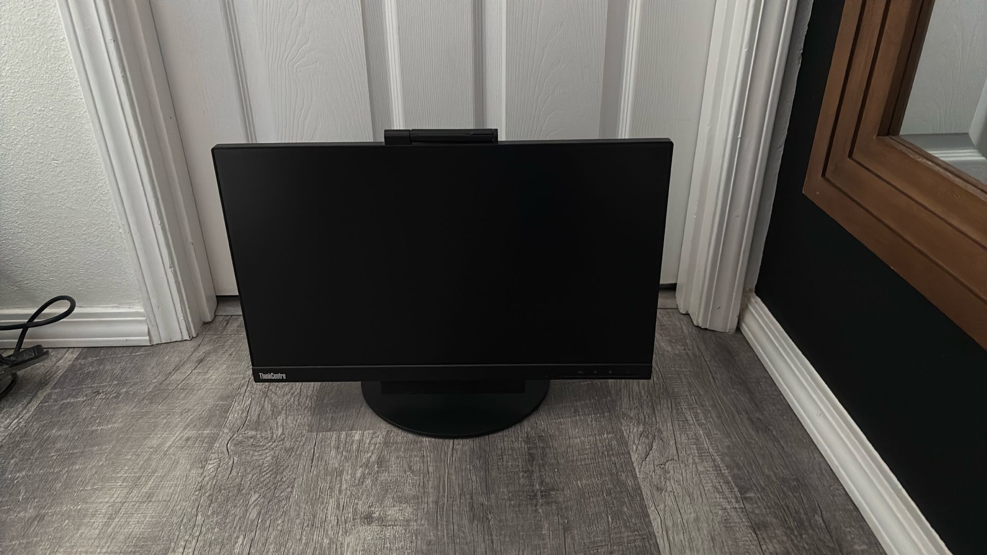 Lenovo ThinkCentre Monitor 27”