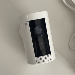 Ring Indoor Cam Compact Plug-In HD Security Camera with two-way talk - White