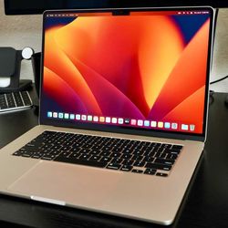 Like New -- MacBook Air 15" (M2, 24GB RAM, 1TB SSD)