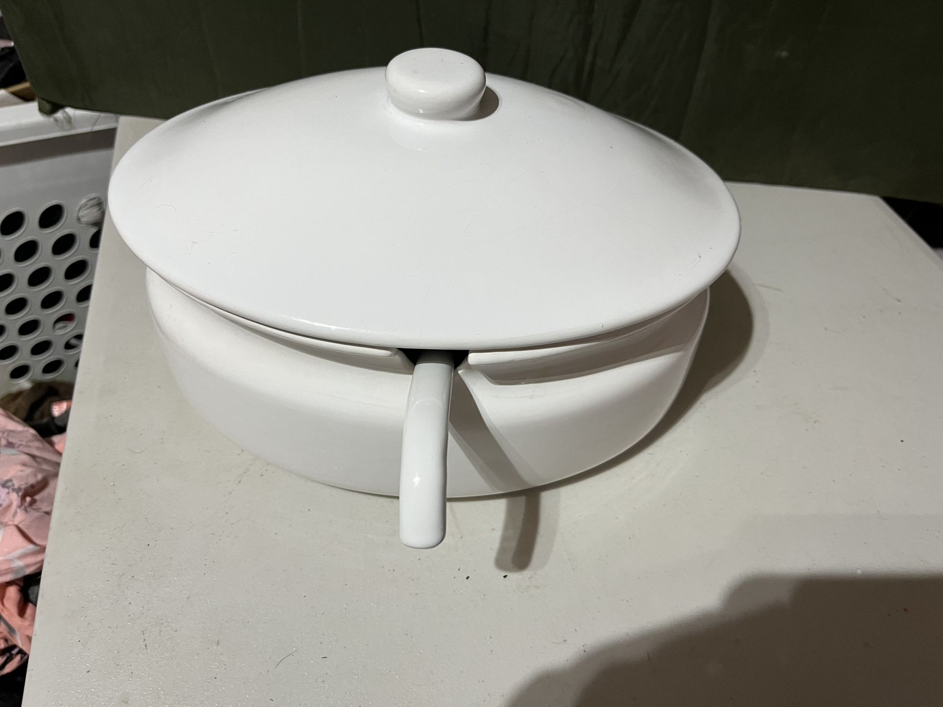 Secla Portugal Serving Bowl With Lid/ladle