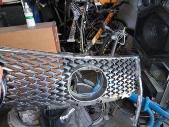 Lexus i250 grill