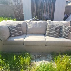 sofa for sale 
