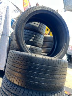 2 Michelin 285/35/22 Installation Included