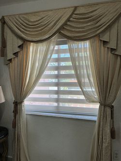 Traditional Style Curtains