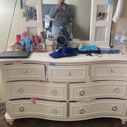 7 Drawer Dresser And 7 Drawer Vanity Dresser With Mirror