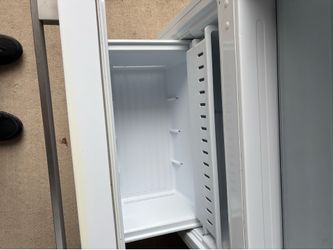 Hisence refrigerator