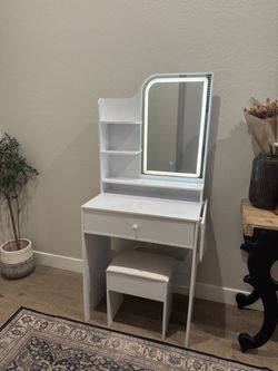 Vanity set