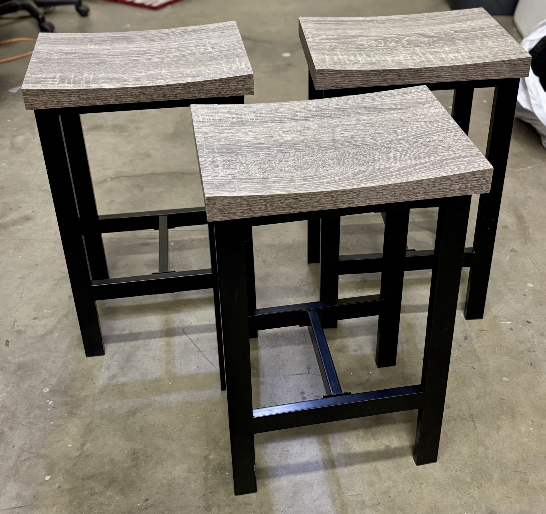 Furniture of America Bar Stool Set