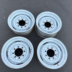 16x7 Ford 8 Lug Wheels