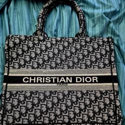 4 Designer Bags AND 3 DIAMOND RINGS 