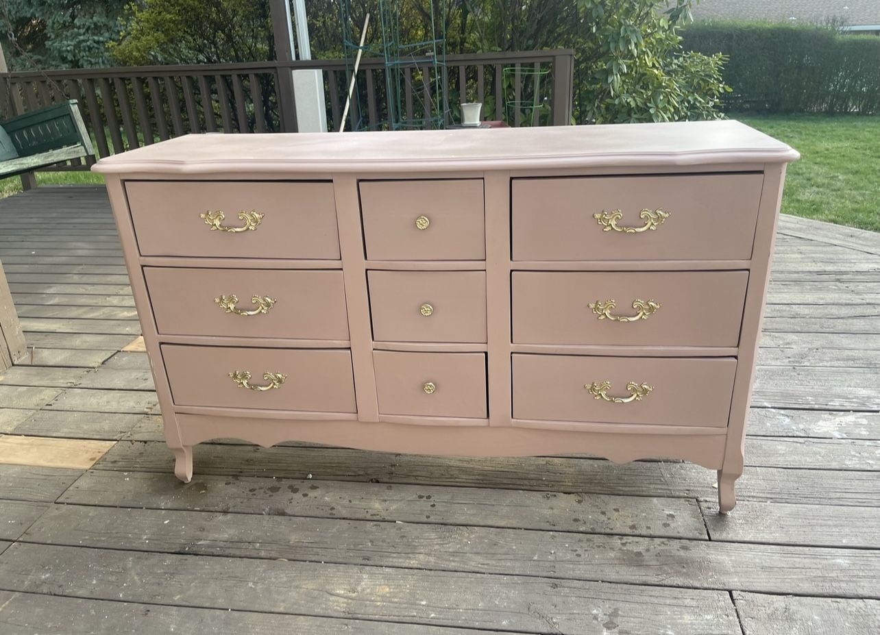 French Provincial Dresser