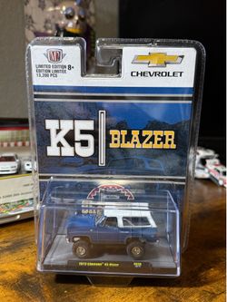 1:64 Die-Cast M2 1973 Chevy K5 Blazer