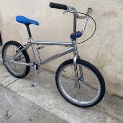 1995 Uni Vega super G 20 inch BMX bike.