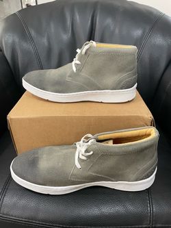 Mens Casual Fashion Suede Sneakers,  BRAND NEW, Size 12