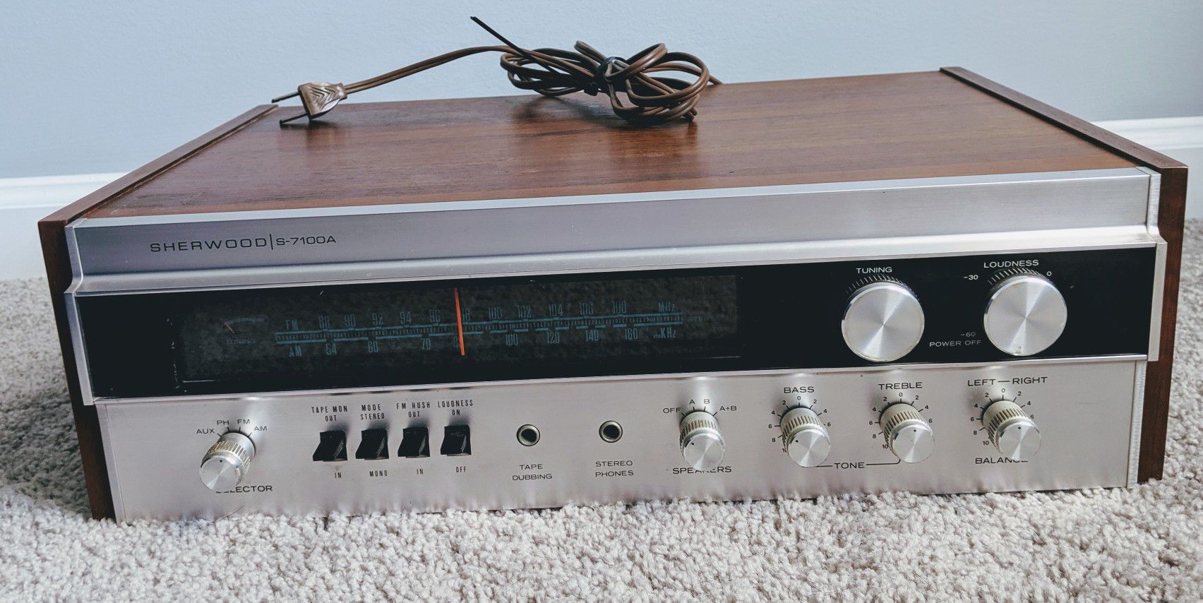 Sherwood S-7100A Vintage AM FM Stereo Reciever From 1971