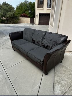 FREE Couch