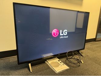 LG Full HD 1080p LED TV - 43" Class + Wall Mount