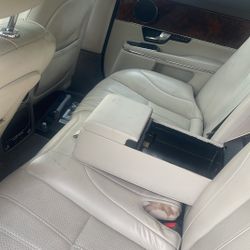 2011 Jaguar XJ-Series