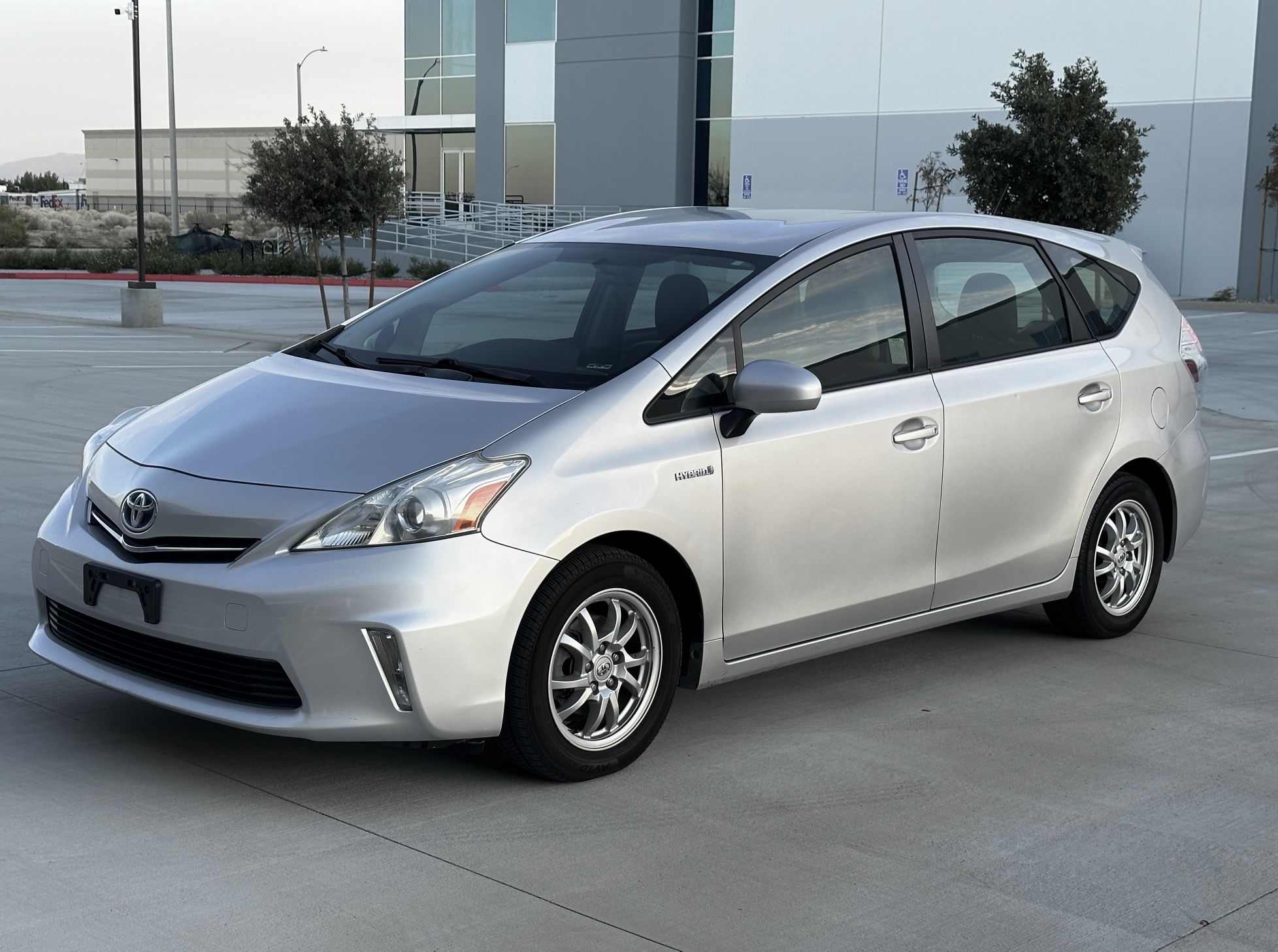 2014 Toyota Prius V