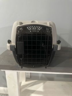 Dog crate