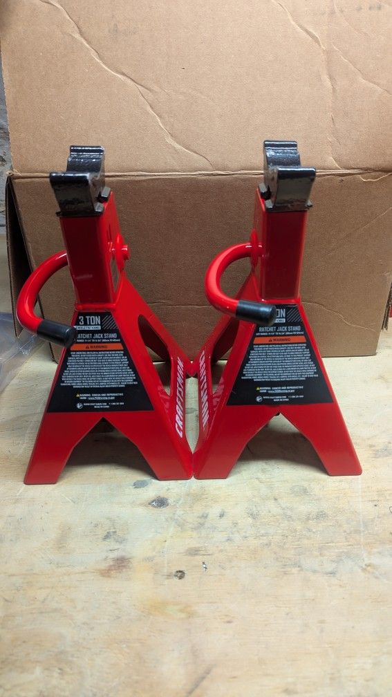 Pair Of 2 craftsman Jack Stands