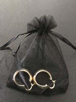 Description: Material: Yellow gold filled Condition: New with tags Fantastic Theme Diamond Cut Beveled 14K Gold Filled Hoop Earrings