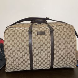 Gucci Duffle Bag 100% Authentic 