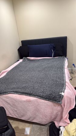 Memory foam bed