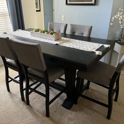 Bar Height Dining Table & Chairs 
