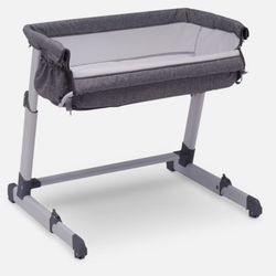 Simmons Kids Dream Adjustable Bedside Bassinet