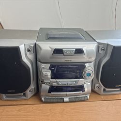 Vintage Compact Shelf Stereo System - FREE