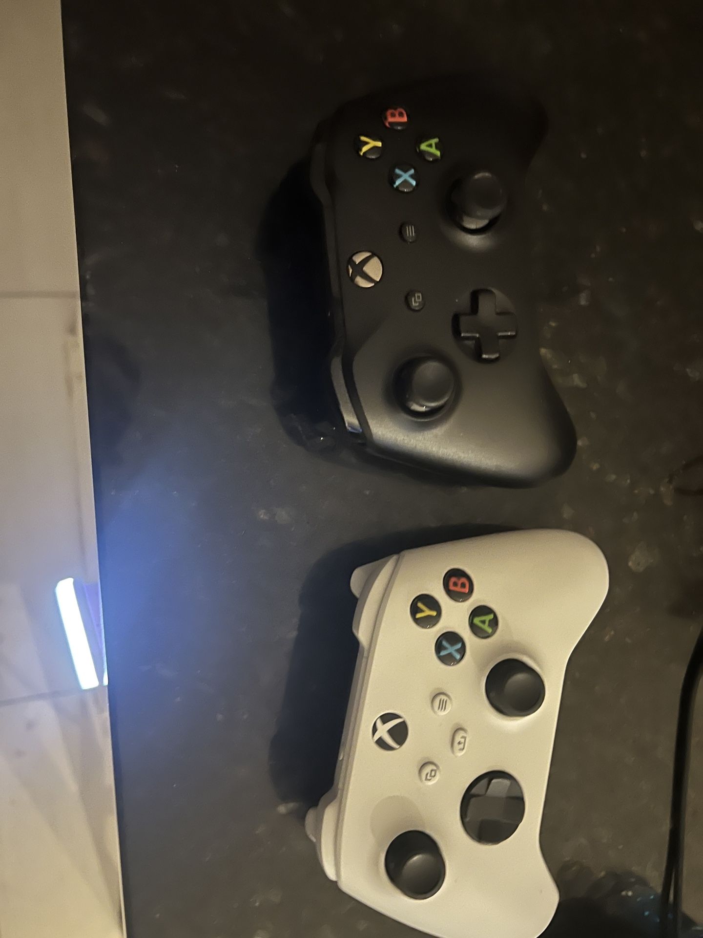 Xbox One Controllers 