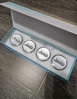 BRAND NEW 4PCS JEEP 63MM LED ILLUMINATED WHEEL RIM CENTER CAPS HUBS COVER FOR JEEP CHEROKEE / RENEGADE / WRANGLE / COMPASS