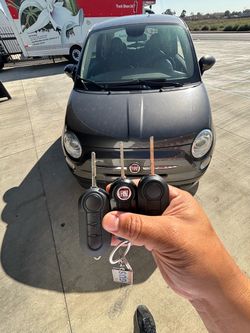 Llaves de autos / car keys and remotes