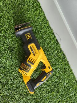 DEWALT
20V MAX XR Cordless Brushless Compact Reciprocating Saw (Tool Only)