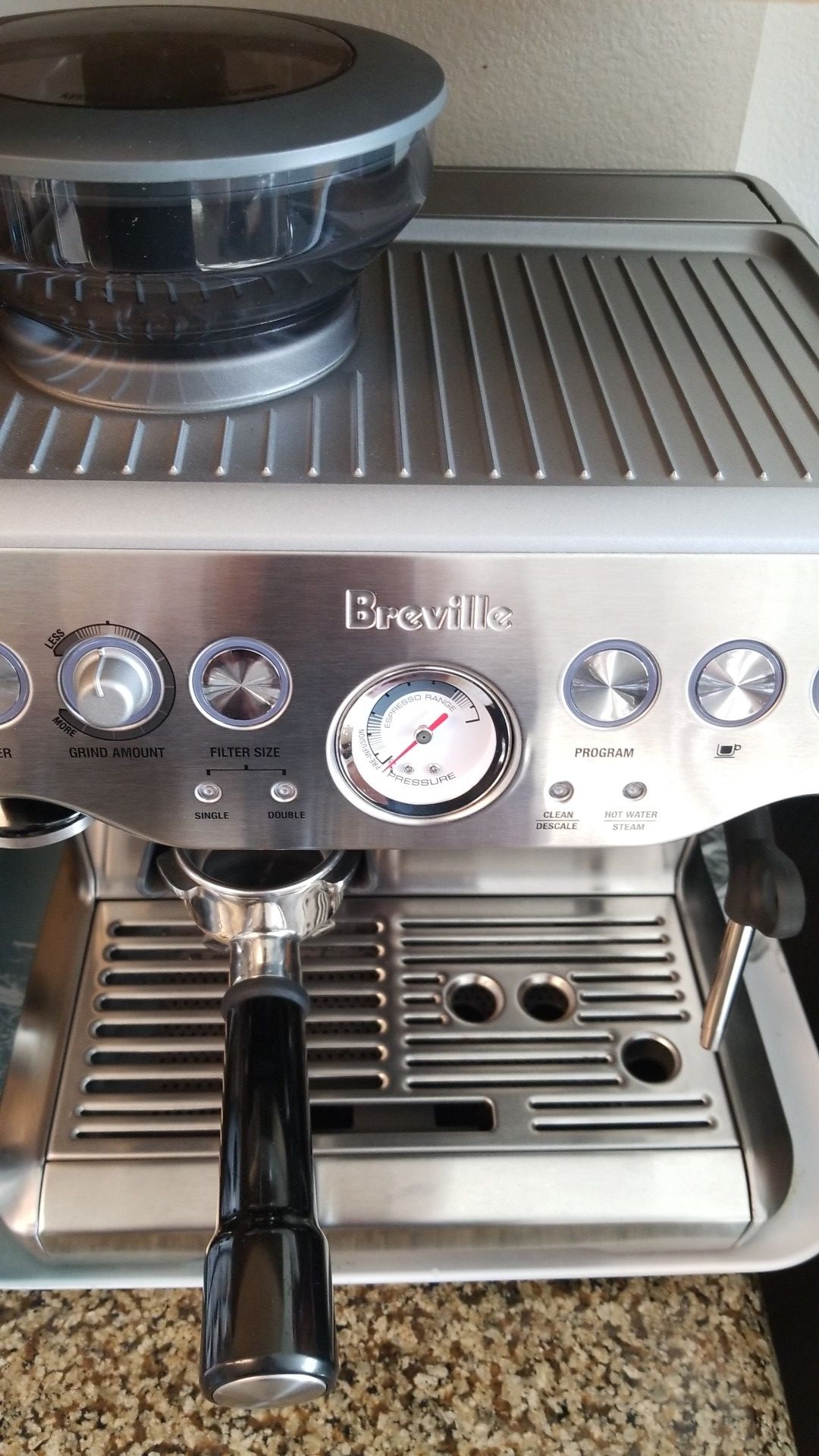 Breville BES870XL esspresso machine(like new) for Sale in San Diego, CA OfferUp