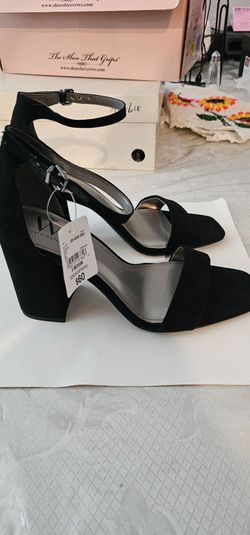 Women's shoes new  size 9 & 10