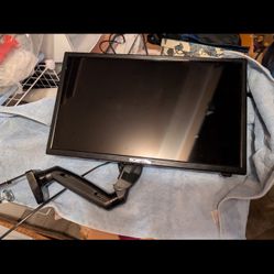 TV 24” w/Remote
