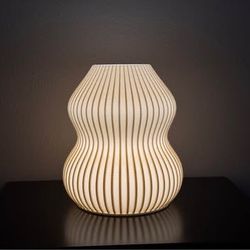 Modern Wavy Lamp