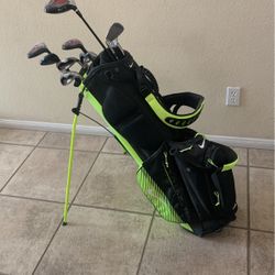 Nike Air Sport Golf Clubs, Case, and Golf Balls NO SHIPPING 