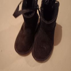 Lady's Suede Tie- Up Boots