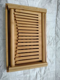 Cabot Carlyle Bamboo bread slicer