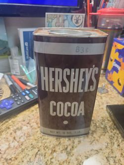 Antique Hershey CocoaTin